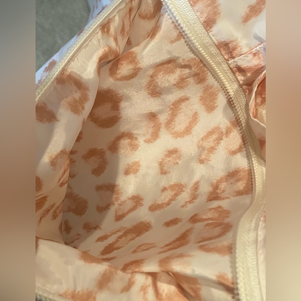 Thread & Supply Leopard Print Pullover Rain Jacke… - image 8